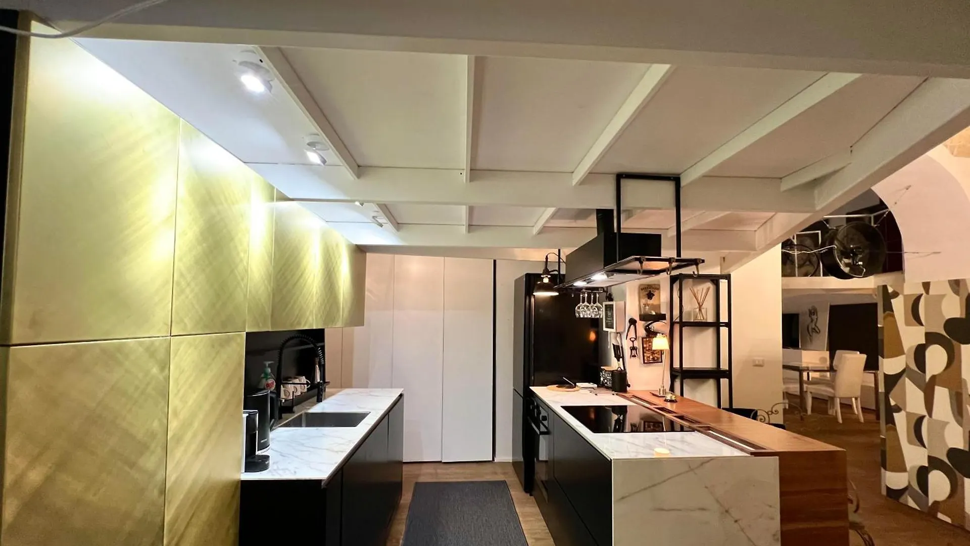 Luxury Art Appartment Rome Italy
