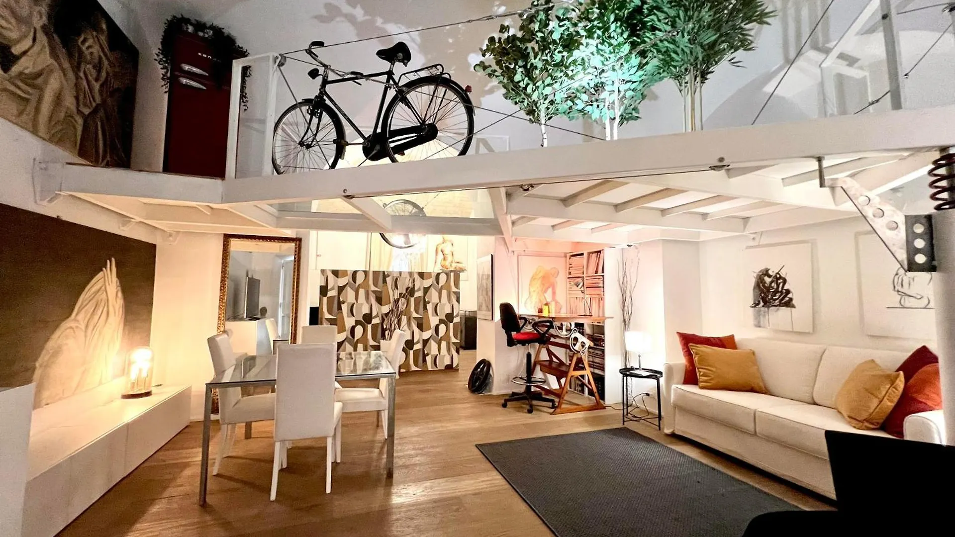 Luxury Art Appartment Rome contacts