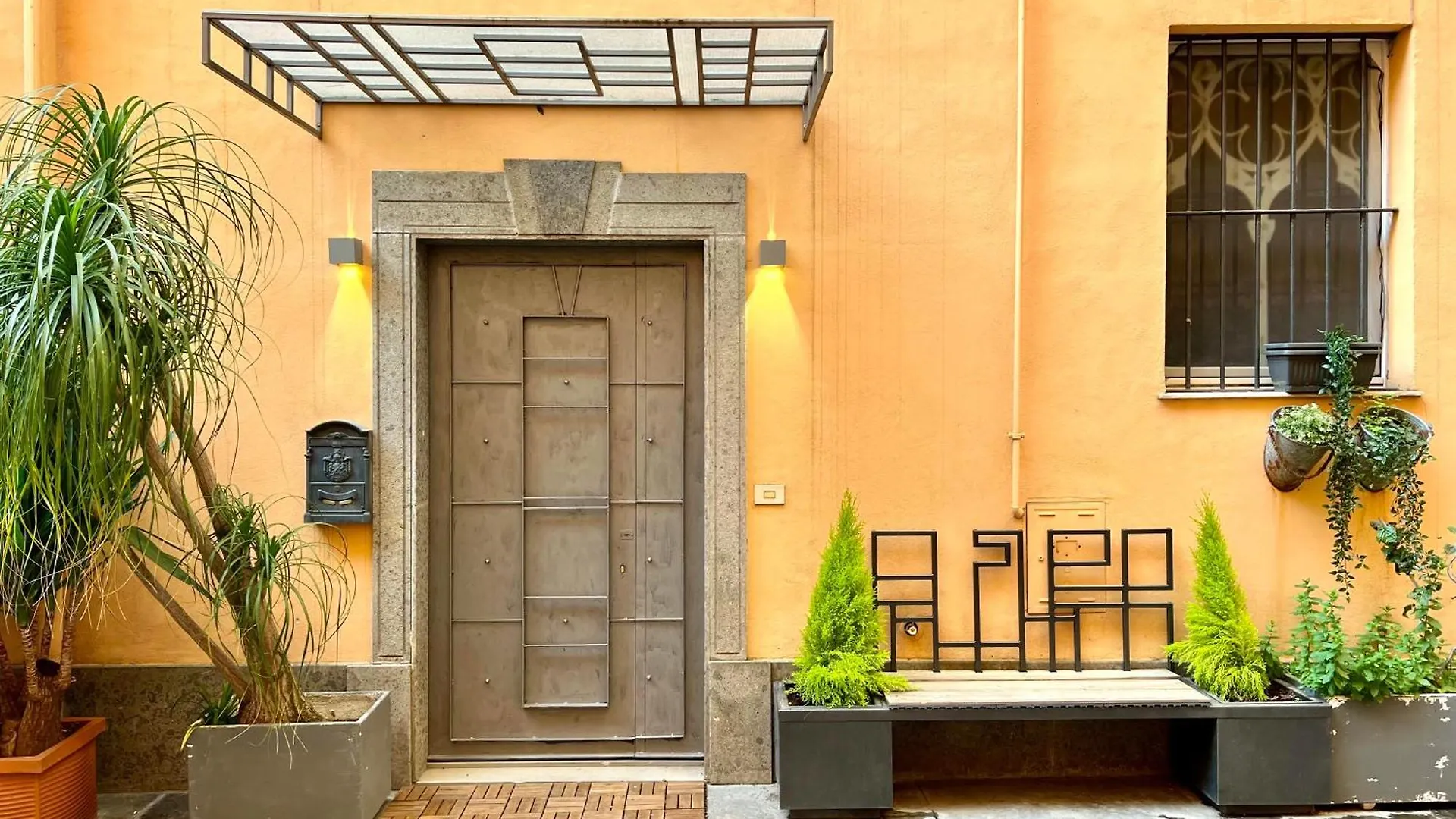 Luxury Art Appartment Rome 0*,  Italy